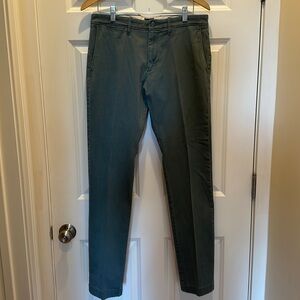 J. Crew Men’s Chino 484 Slim 32 x 34 - Green